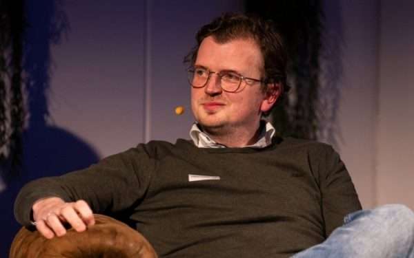 Fabian Morren trefkt