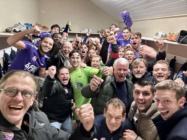 Sparta Heestert blijft