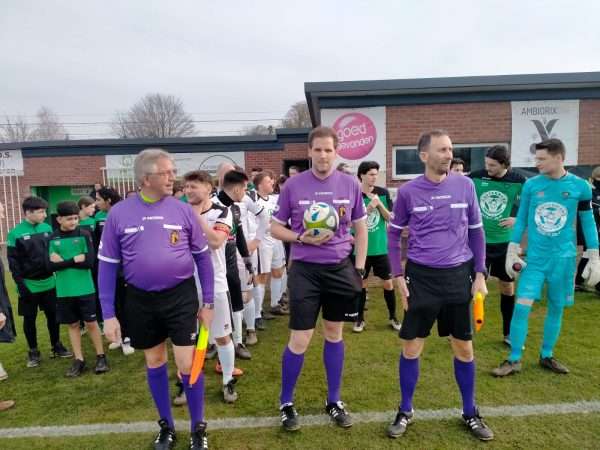 Leider Vlijtingen dodelijk efficiënt-KVVV 's Herenelderen -Vlijtingen VV - Nationaal voetbal - 2de provinciale A Limburg.