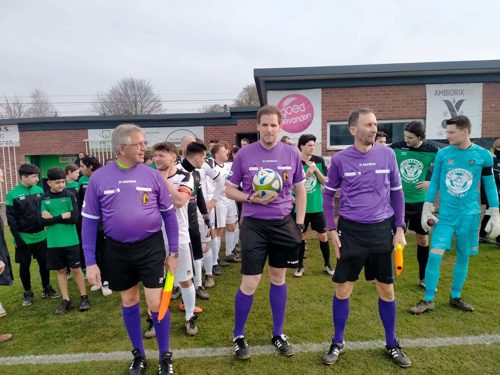 Leider Vlijtingen dodelijk efficiënt-KVVV 's Herenelderen -Vlijtingen VV - Nationaal voetbal - 2de provinciale A Limburg.