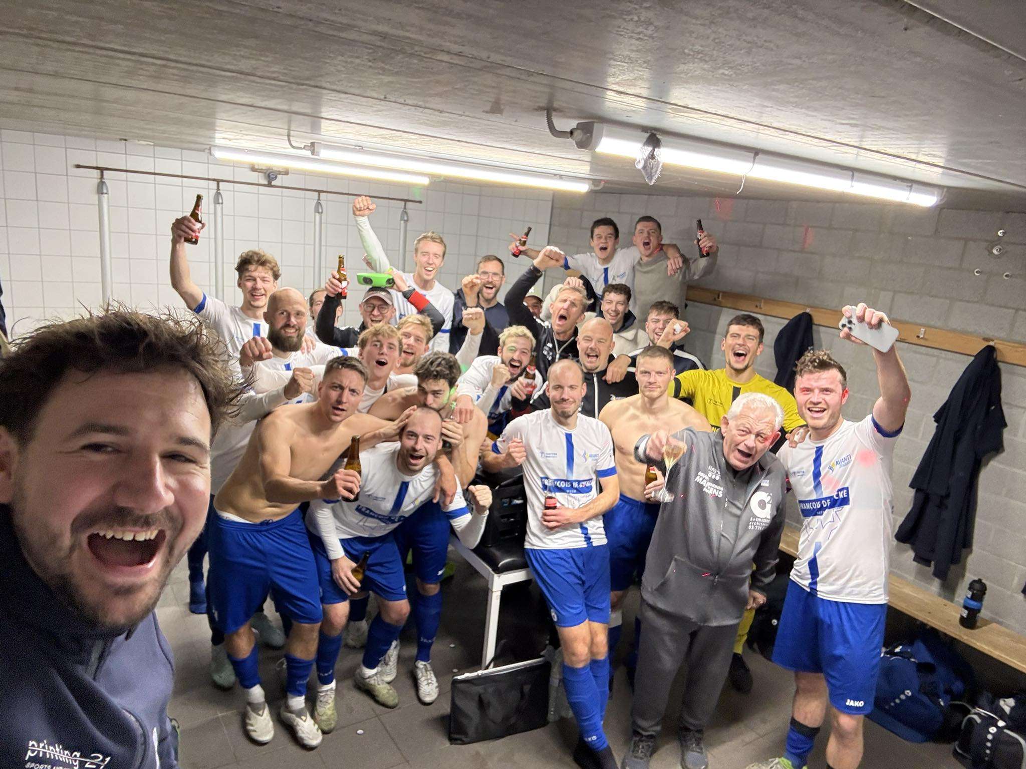 Provinciaal Voetbal - 1ste provinciale Oost-Vlaanderen - Avanti Stekene - KV Eendracht Aalter - Pakt Avanti Stekene nu