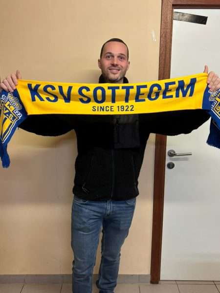 KSV Sottegem - Provinciaal Voetbal - 1ste provinciale Oost-Vlaanderen - Kennethe Deviaene - na papa Carl destijds