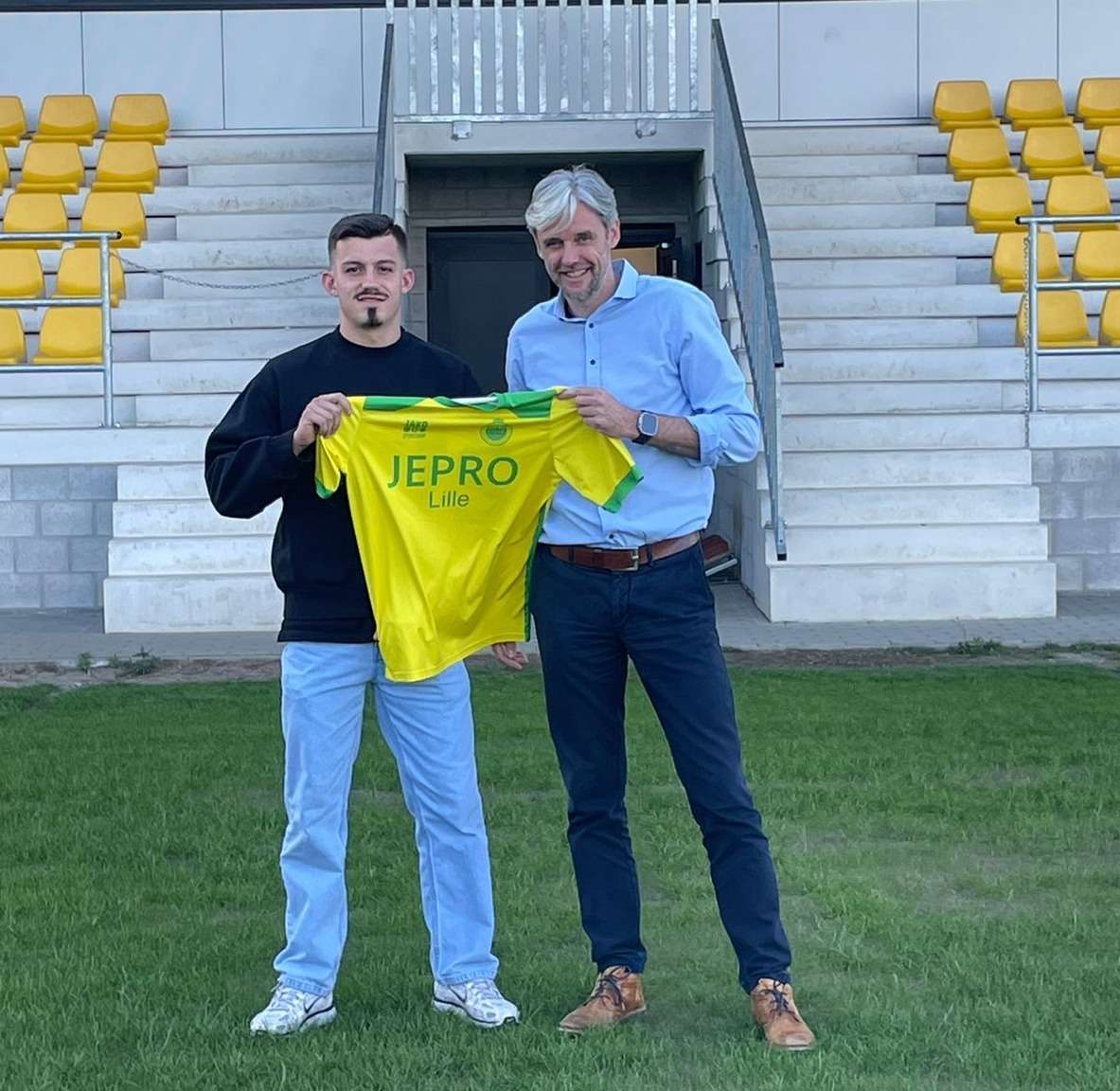 Kris De Backer - KFC Houtvenne - voetbal nationaal - 1ste klasse - KVC Lille United - 3de klasse