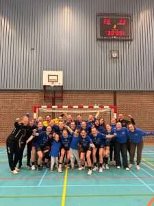 Nationaal handbal - 1ste nationale dames - DHC Overpelt - Jeroen Baats - verdiende overwinning
