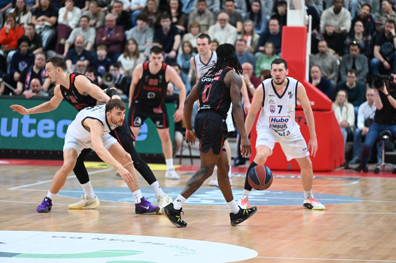 Lotto Cup Basketball - Hubo Limburg United- Windrose Antwerp Giants - Wout Leemans - Giants naar de finale met sublieme Kesteloot