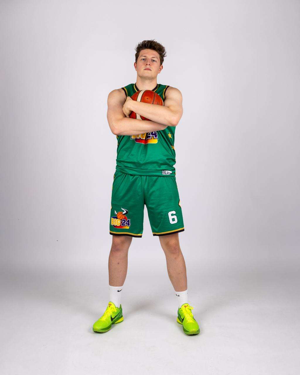 Basketbal -TDM2B - SBBK Stevoort - Robbe Eyckmans - Binnen paar weken weer aan het trainen