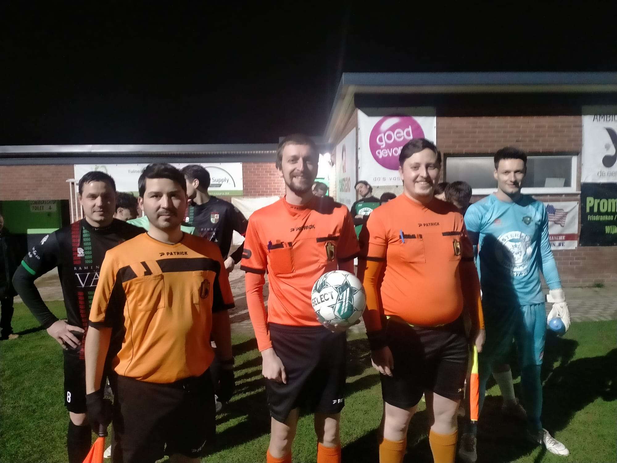 Provinciaal voetbal - 2de provinciale A Limburg - Lanaken VV aan het feest