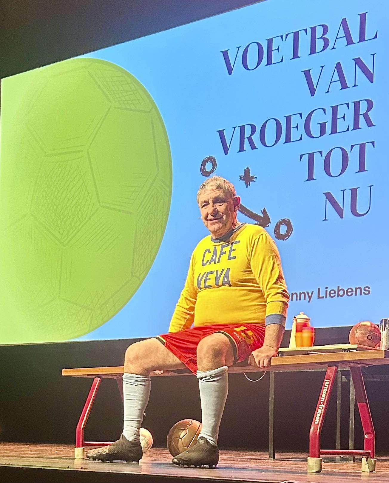 Nationaal voetbal - Provinciaal voetbal - Benny Liebens - Op voetbalwandeling met