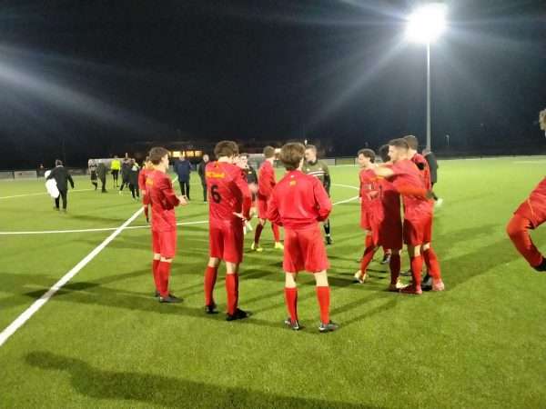 Provinciaal voetbal - 2de provinciale A Limburg - KVV Hoeselt - Jarni Craenen - Titelstrijd is weer open