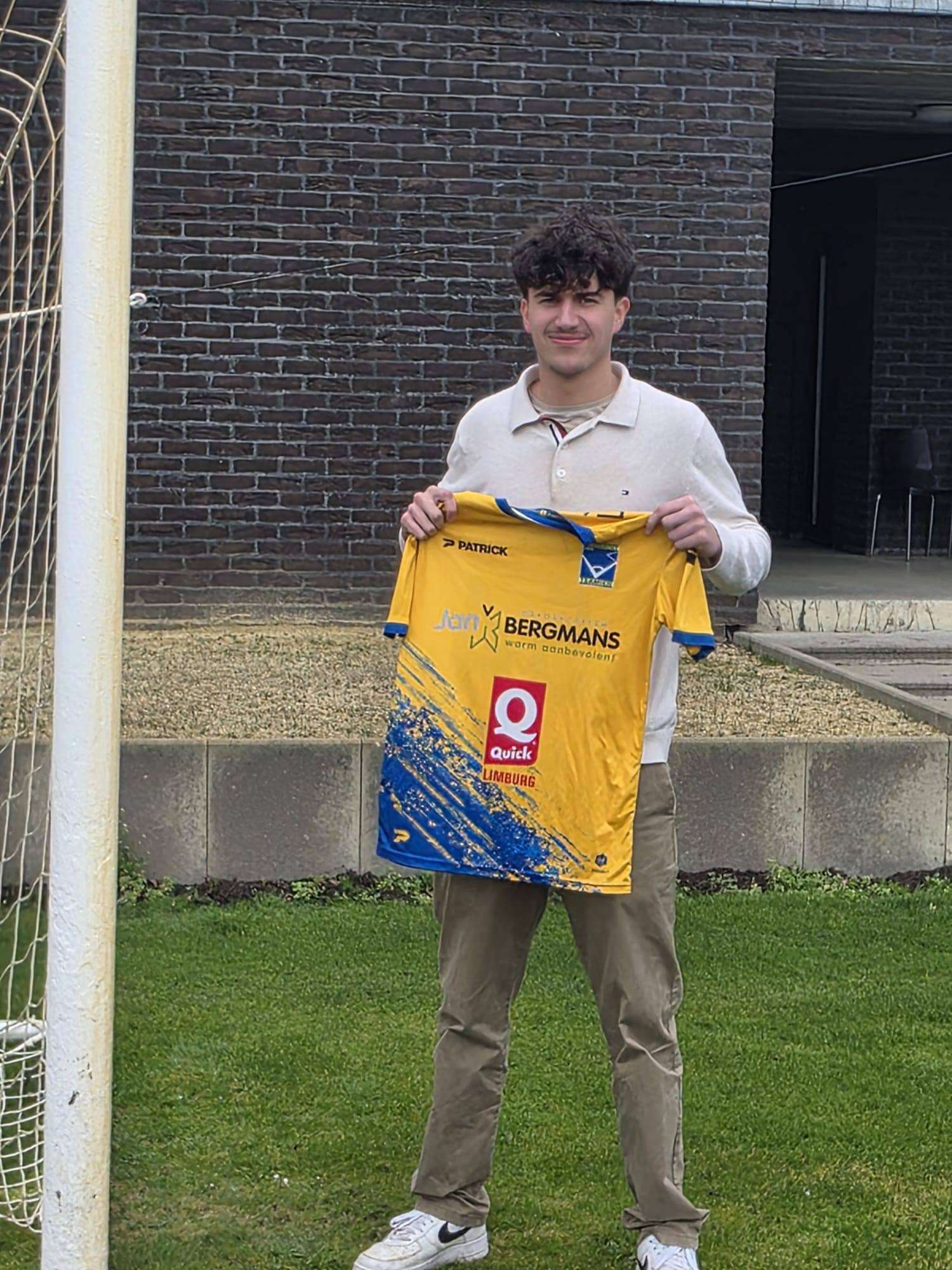 Nationaal voetbal - 1ste klasse - 2de klasse - Belisia SV - Eendracht Termien - Liam Dello verruilt Belisia SV voor Eendracht Termien