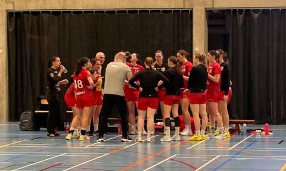 Nationaal handbal - 2de nationale dames - Sporting Pelt - Sporting Pelt overklast Evergem en verstevigt leidersplaats in tweede nationale