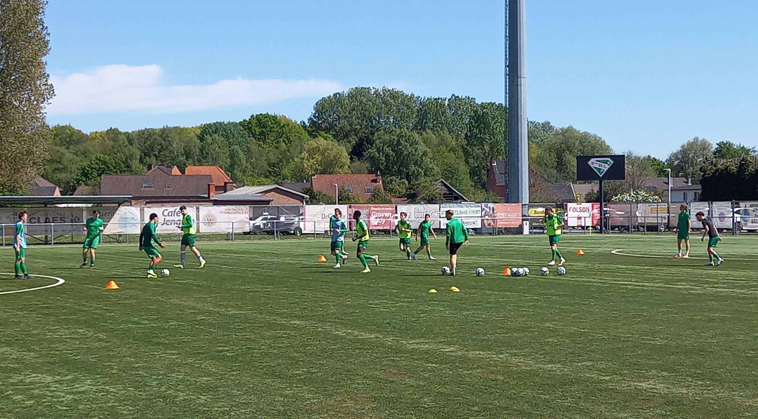 Nationaal voetbal - 3de nationale B - KEWS Schoonbeek-Beverst - KFC Wezel Sport - Gezapige aanloop naar de eindronde