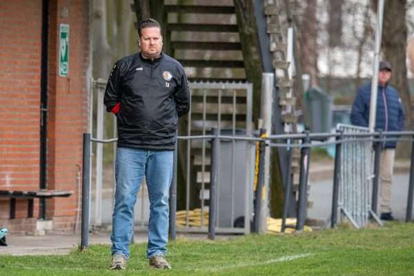 Provinciaal voetbal - 1ste provinciale Antwerpen - RVC Hoboken - RVC Hoboken trekt de buikriem aan