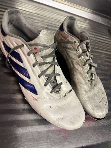 Provinciaal voetbal - 2de provinciale B Vlaams-Brabant - VK Holsbeek - KV Tervuren-Duisburg - ERC Hoeilaart - Wie van de drie?