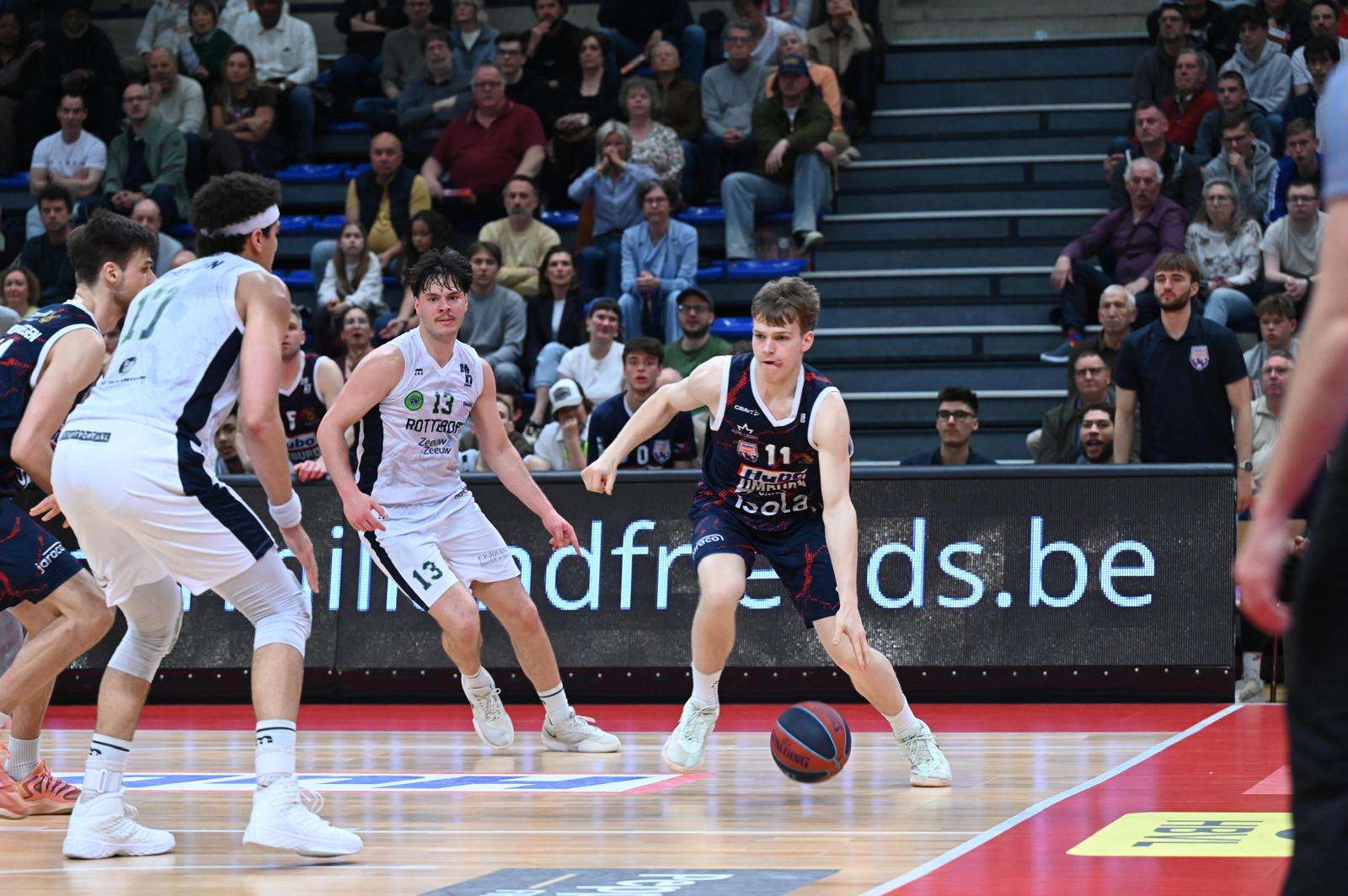 Basketbal - BNXT - Overtuigend HUBO Limburg United wint opnieuw in Kortrijk!