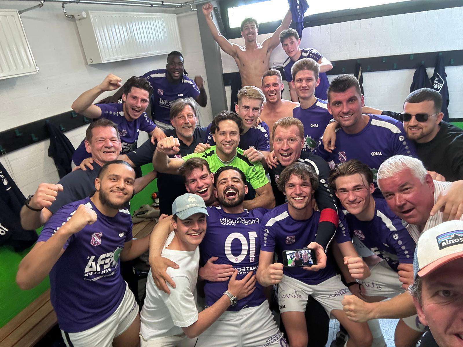 Provinciaal voetbal - 1ste provinciale West-Vlaanderen - Sparta Heestert kijkt omhoog