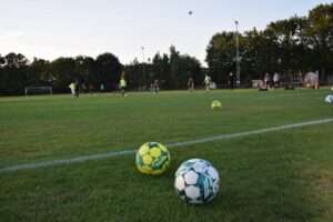 Provinciaal voetbal - 4de provinciale C Limburg - K. Breugel-Herkol SV - Ook voor Breugel-Herkol is de kop eraf