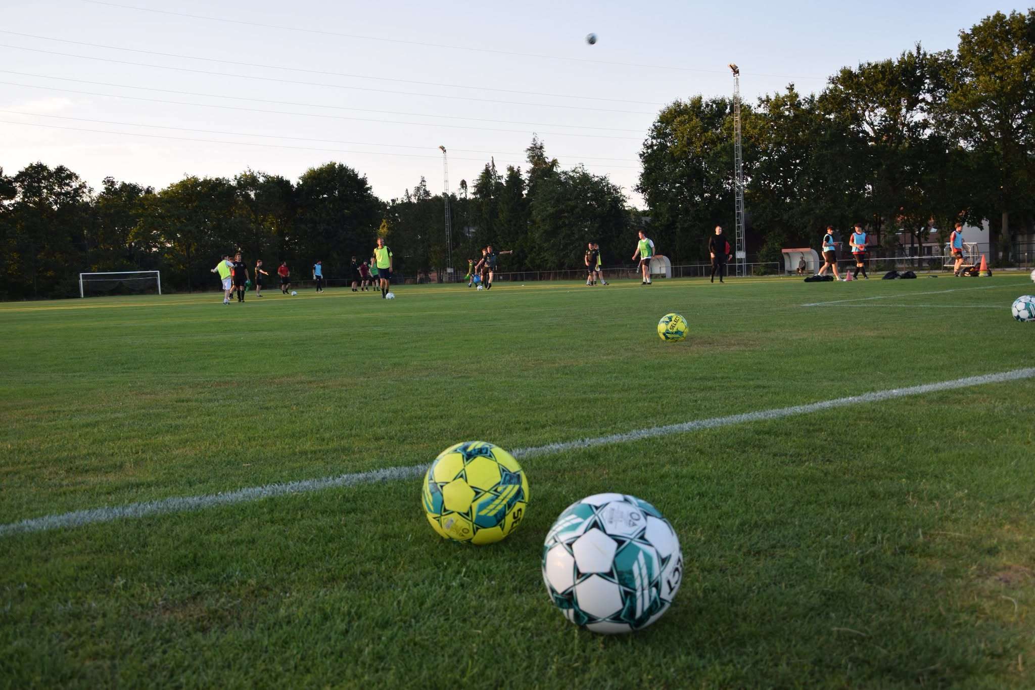 Provinciaal voetbal - 4de provinciale C Limburg - K. Breugel-Herkol SV - Ook voor Breugel-Herkol is de kop eraf