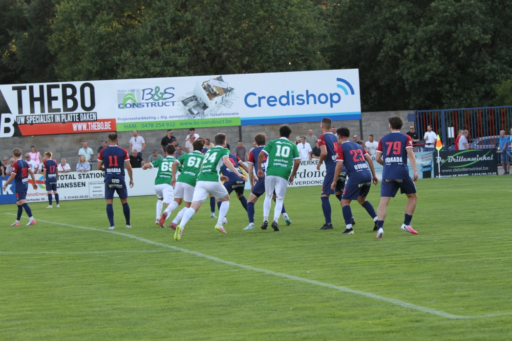 Puzzelen is het sleutelwoord voor Stijn Geys - KFC Dessel Sport - KFC Wezel Sport