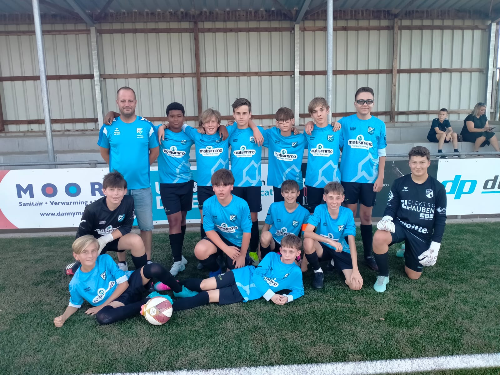 Jeugdvoetbal - U15 KMR Biesen - Sander Smeekes - U15 van KMR Biesen is een toffe groep