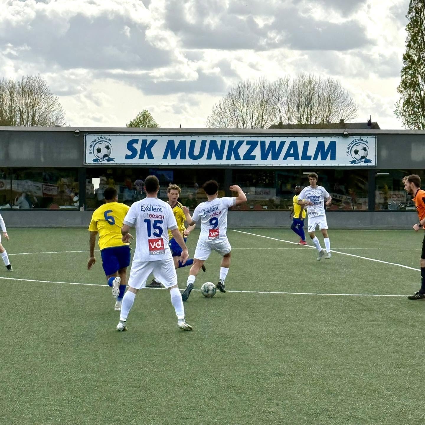 Croky Cup - SK Munkzwalm - KVE Drongen - Jonathan Carijn brengt SK Munkzwalm een ronde verder
