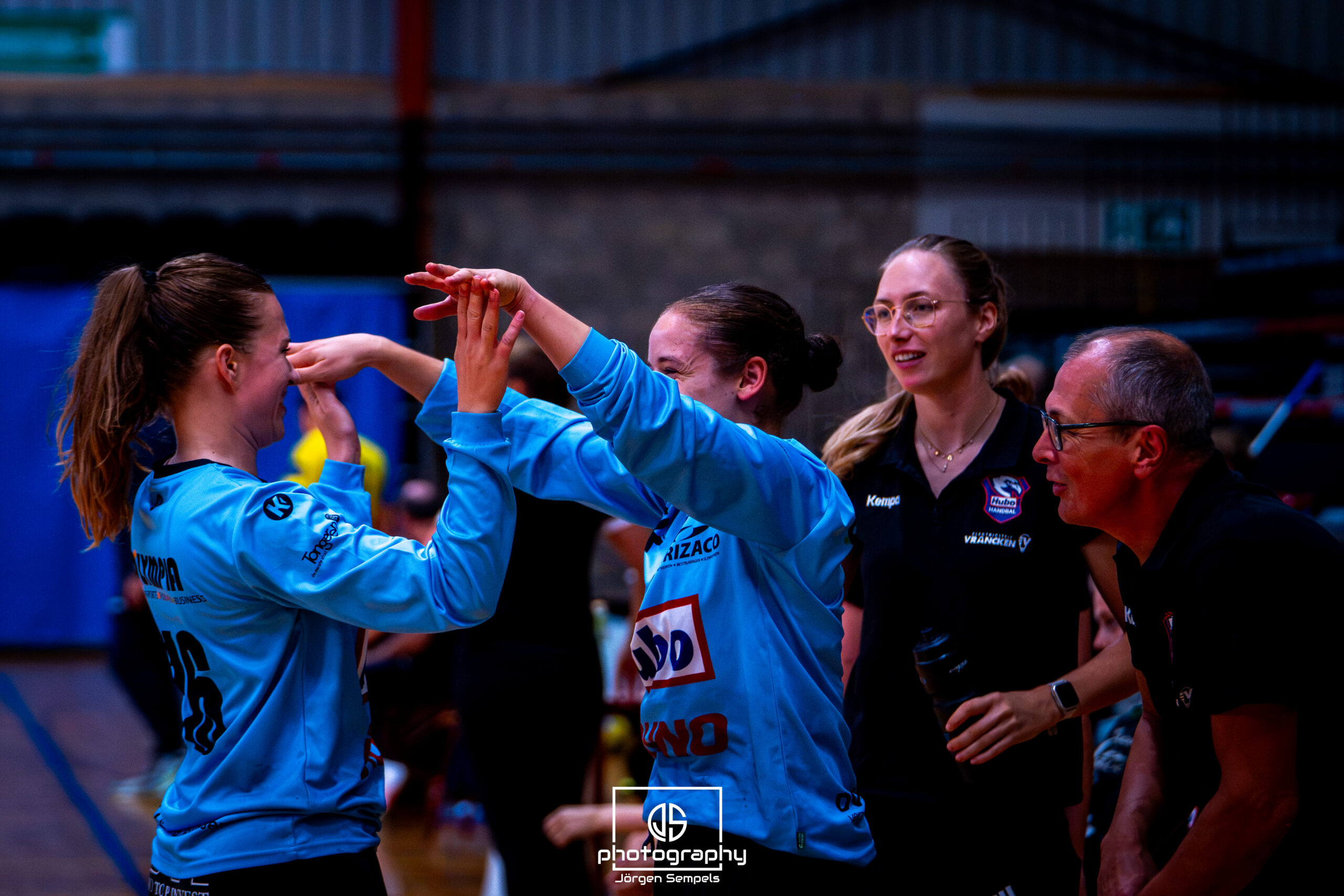 Emma Antonnissen - Isa Janssen - doelvrouwen - HUBO Handbal - gouden tandem