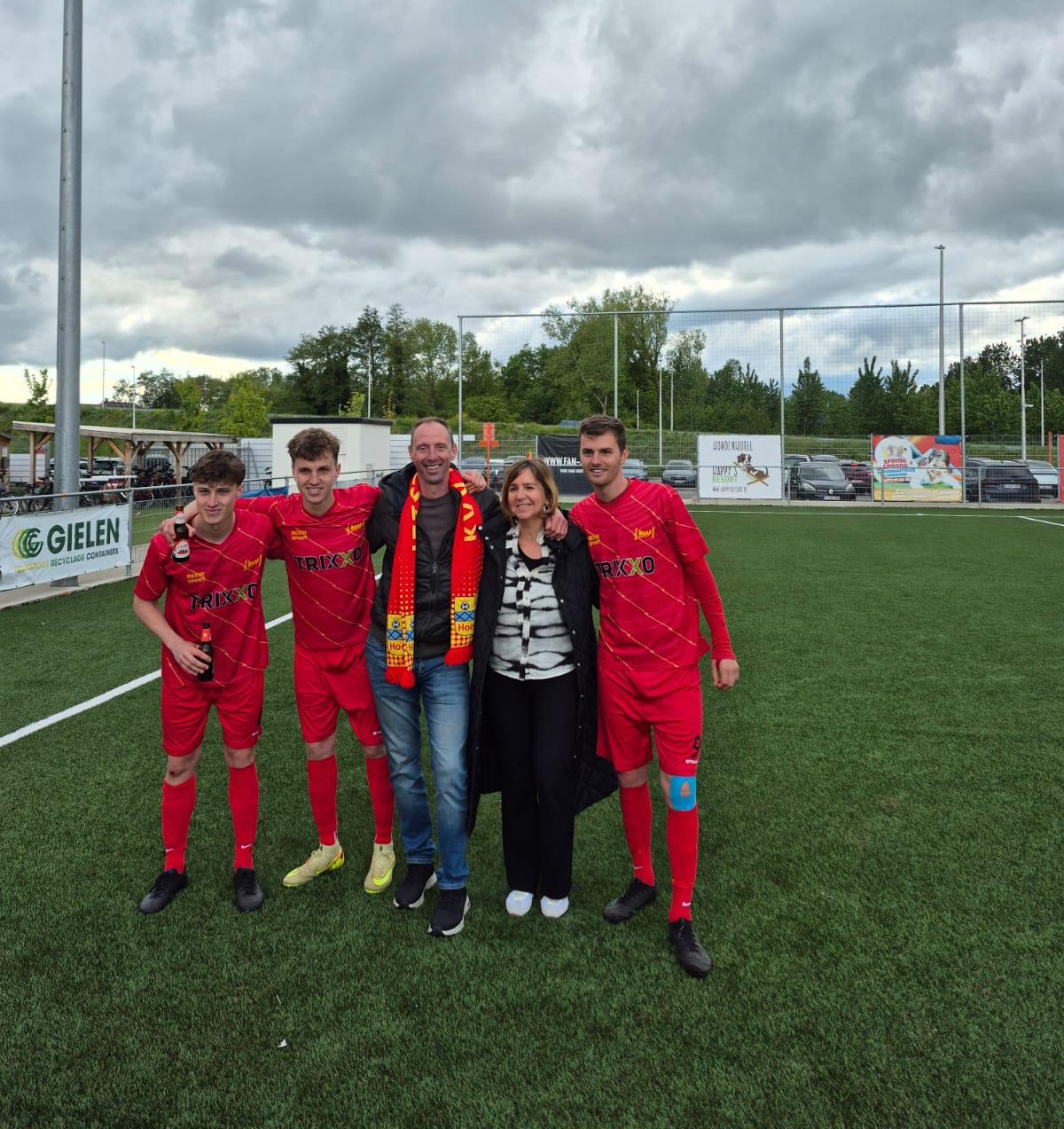 Provinciaal voetbal - 1ste Provinciale Limburg -KVV Hoeselt - Senne Appermont - Ik verwacht een lastige trip naar St. Elen - lastige trip