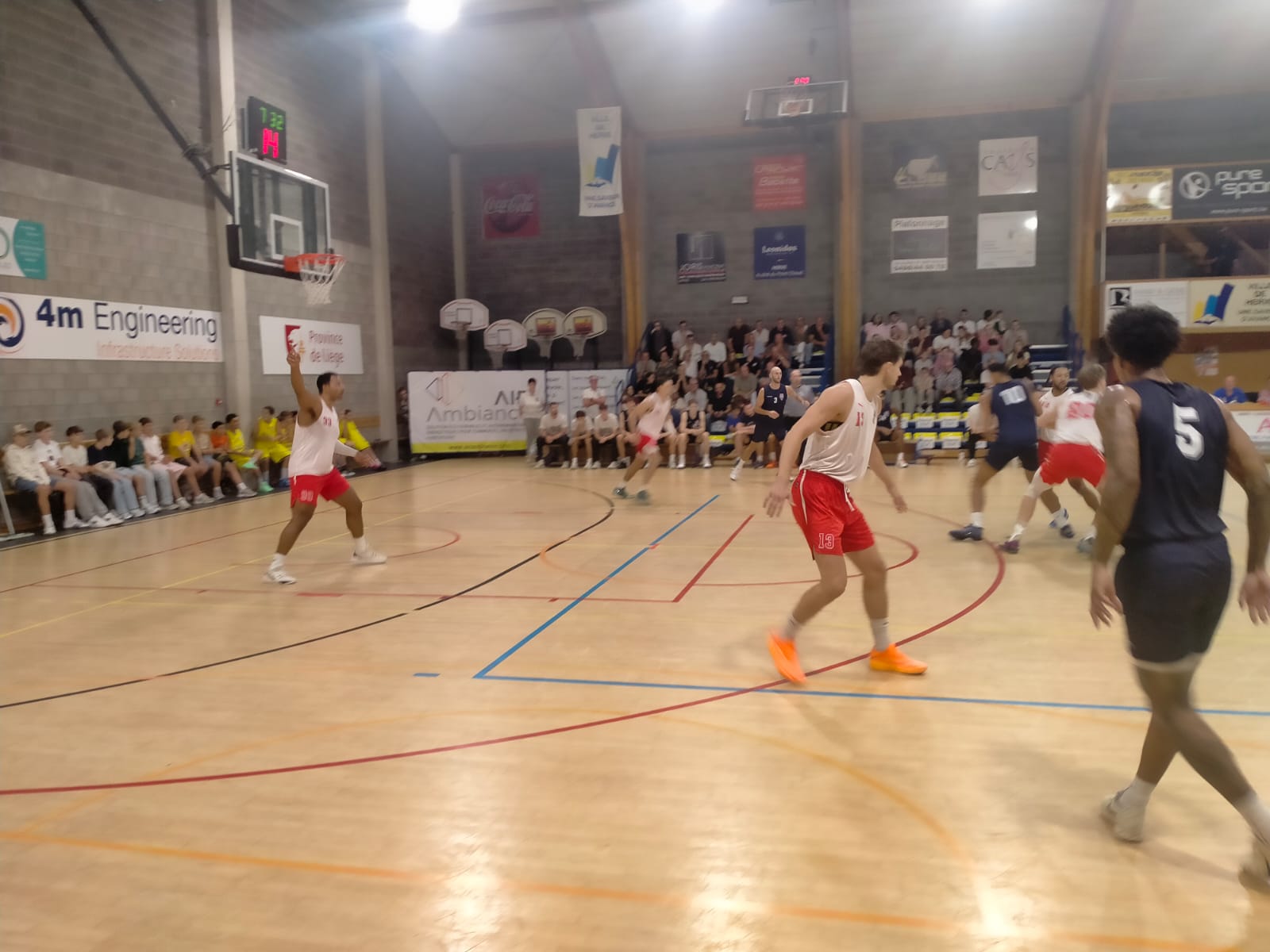 Basketbal - assistent-coach - Spirou Charleroi - Hubo Limburg United - Niels Marnegrave - Er zit muziek in dit team
