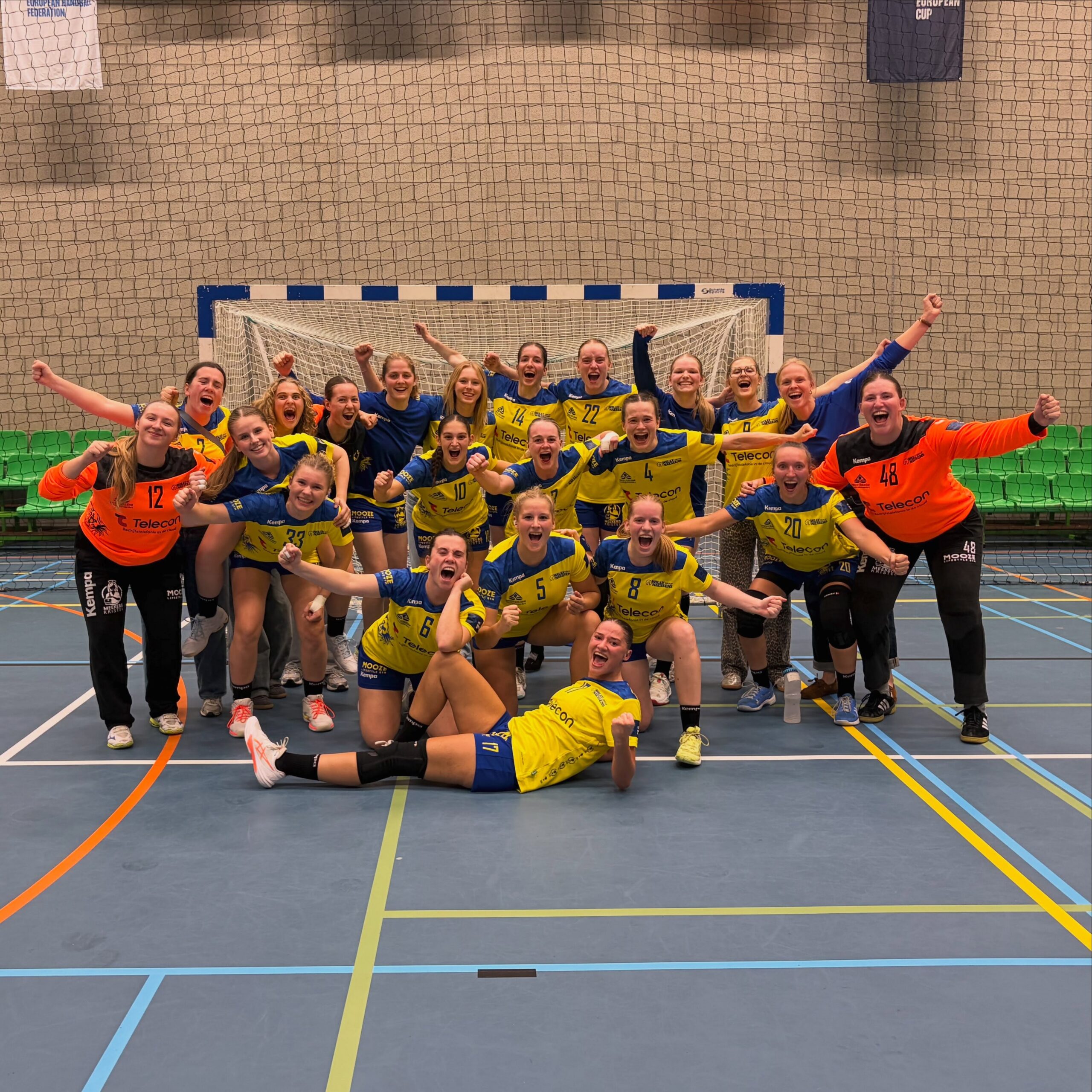 Handbal Sint-Truiden doet het! - Dameshandbal - European Cup