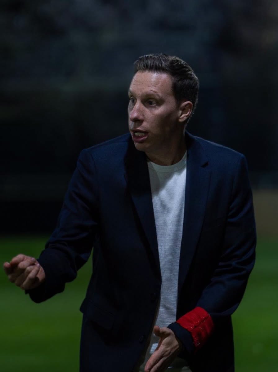 Nationaal voetbal - 2de nationale A - KRC Gent - KSV Oudenaarde - KRC Gent stuurt trainer weg en wint